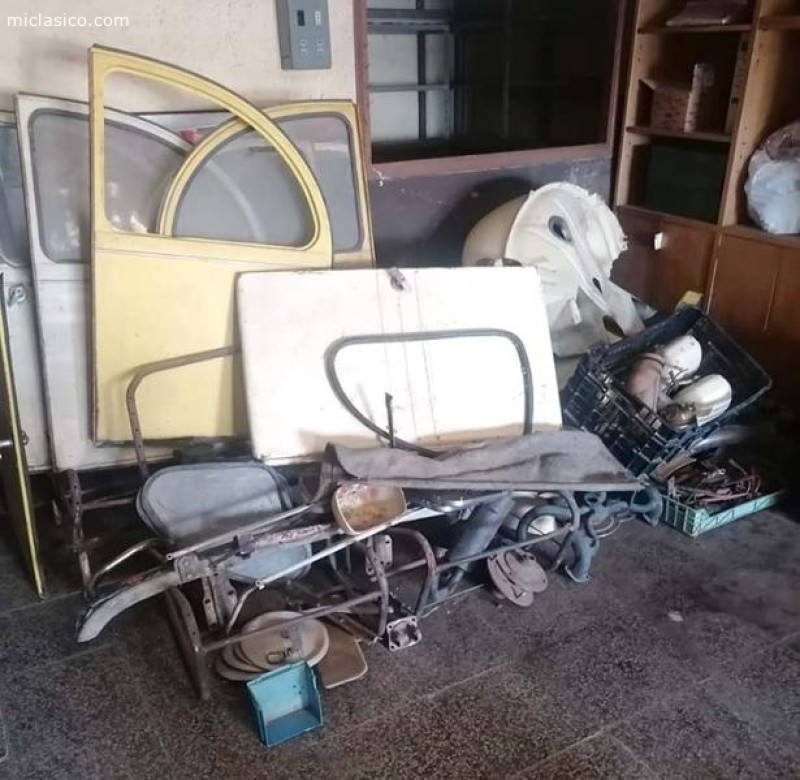 LOTE RECAMBIOS 2CV