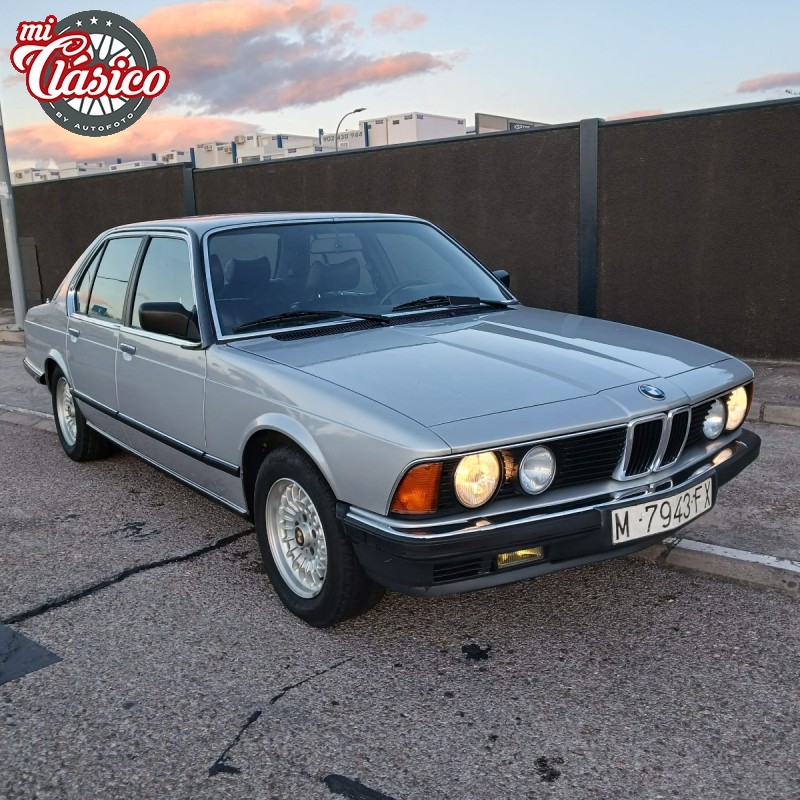 745i