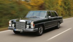 Weltpremiere des Mercedes-Benz 300 SEL 6.3 im Jahr 1968: âEines der temperamentvollsten und schnellsten Serienfahrzeuge auf dem Weltmarktâ